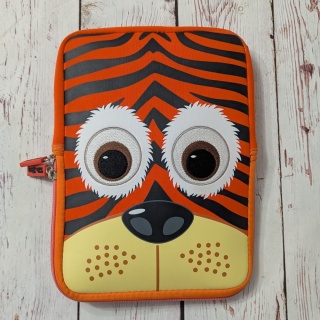 Tygrysek ze skrytką na flashcards A5 lub do karmienia