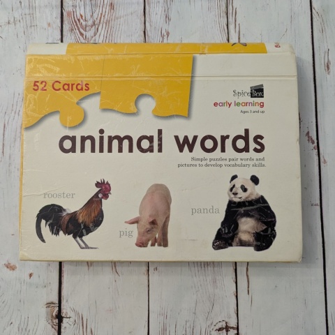 ANIMAL WORDS 52 cards - karty obrazkowe w formie układanek dwuczęściowych
