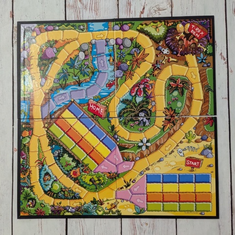 Dinozaurowa plansza 37x37 cm - do własnego wykorzystania na zajęciach