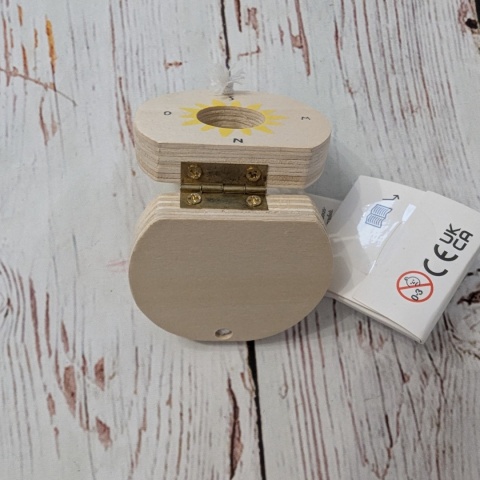 Drewniany kompas edukacyjny z zegarem słonecznym NOWY