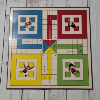 Dwustronna plansza 39x39 cm - Ludo, Szachy/Warcaby do własnego wykorzystania na zajęciach