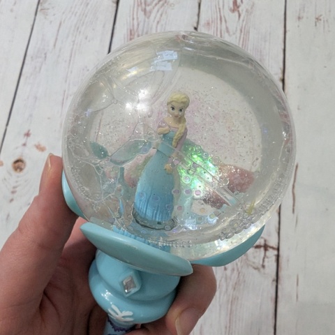 FROZEN Disney - Różdżka grająca że śnieżną kulą