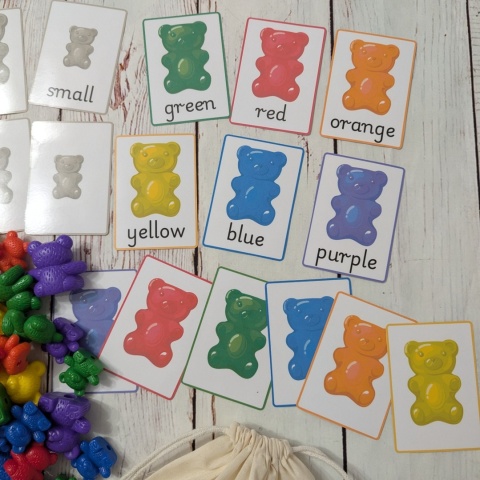 Kolorowe Misie zestaw 80 sztuk w trzech rozmiarach wraz z kartami po angielsku