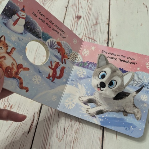 Książka Little Puppy - po angielsku z pacynką na palec UŻYWANA