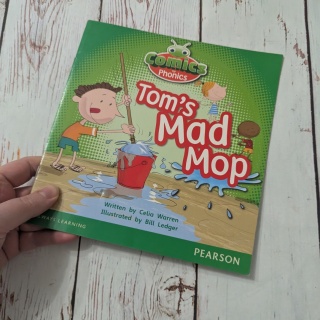 Książka Comics Phonics - Tom's Mad Mop - Pearson - książka po angielsku UŻYWANA