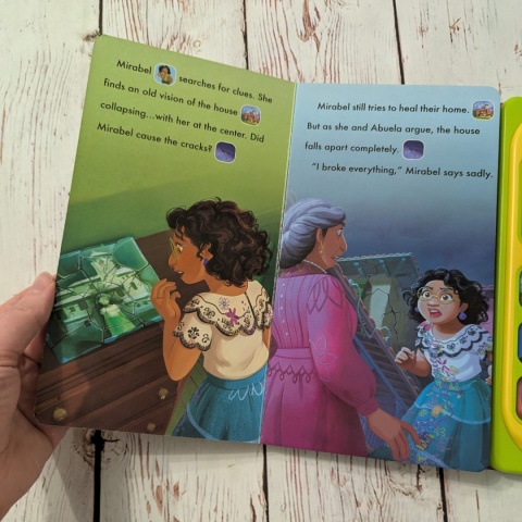 Książka Disney Encanto - Mirabel's Gift - po angielsku z dźwiękiem UŻYWANA