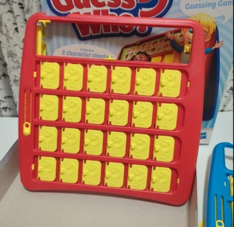 Guess Who? 2w1 People and Animals - gra do opisywania wyglądu i zadawania pytań