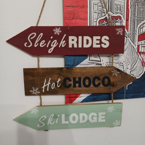 Zimowy Drogowskaz Sleigh Rides, Hot Choco, Ski Lodge NOWY