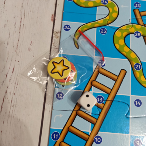 SNAKES AND LADDERS Orchard Toys SNAKES AND LADDERS Orchard Toys